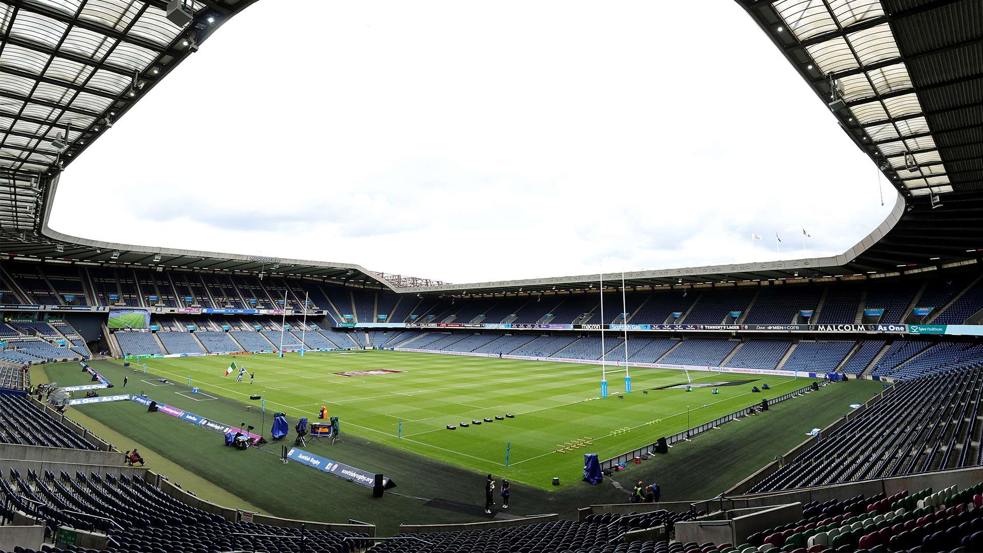 準決賽中落 準決賽中落